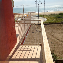 Appartamento in prima fila sul mare in Vendita