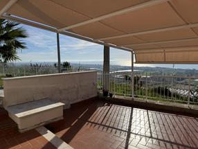 Villa con vista mare mozzafiato a 360 gradi - di mq. 250 in Vendita