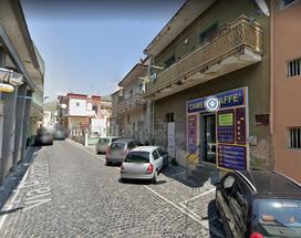 Fabbricato indipendente di mq. 85 in pieno centro storico in Vendita