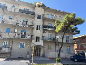Appartamento di mq. 100 in Viale Europa in Vendita