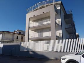 Luminoso appartamento di nuova costruzione nel Comune di Carinaro in Vendita