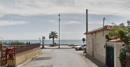 APPARTAMENTO IN PRIMA FILA SUL MARE DI 100 MQ. - PIANO TERRA in Vendita